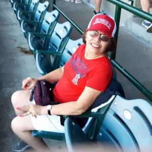 Meet your Posher, Rebecca